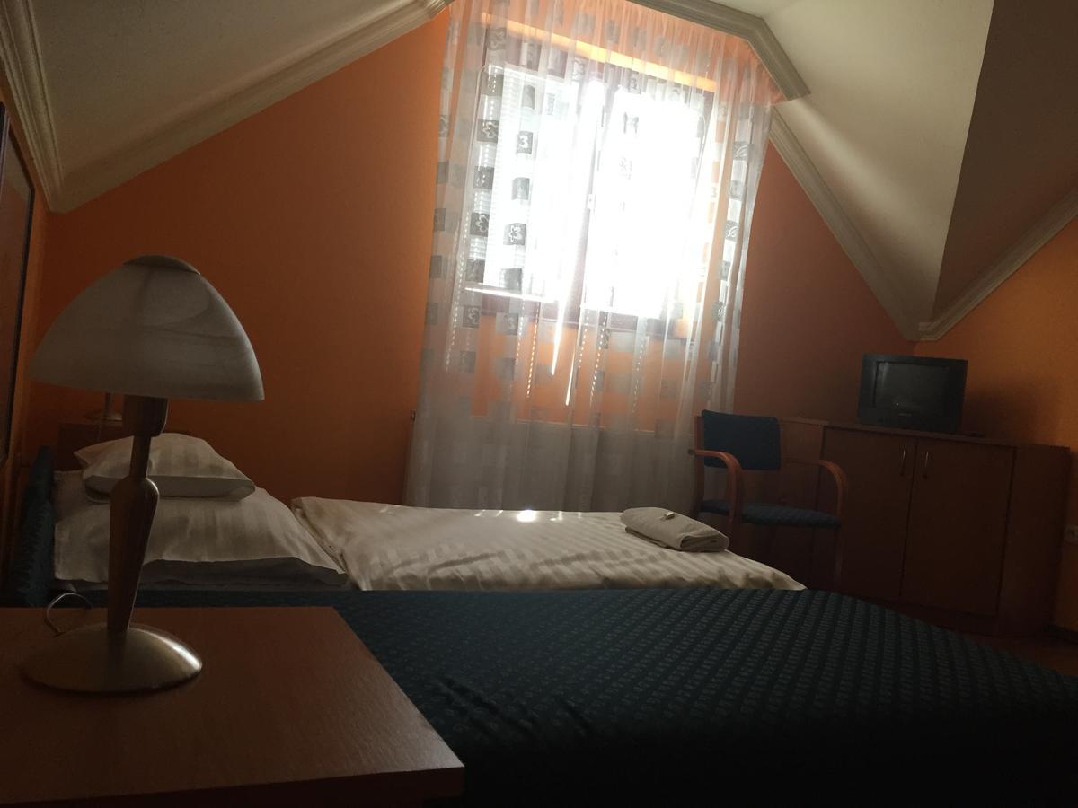Apartman Dóra Hajdúszoboszló Exterior foto